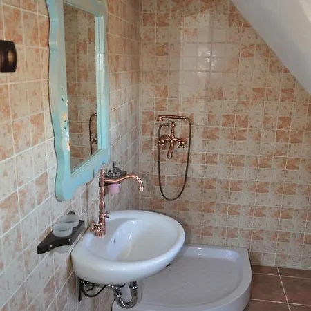 Casuta Bunicii Holiday home *